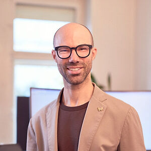 Simon Schmid